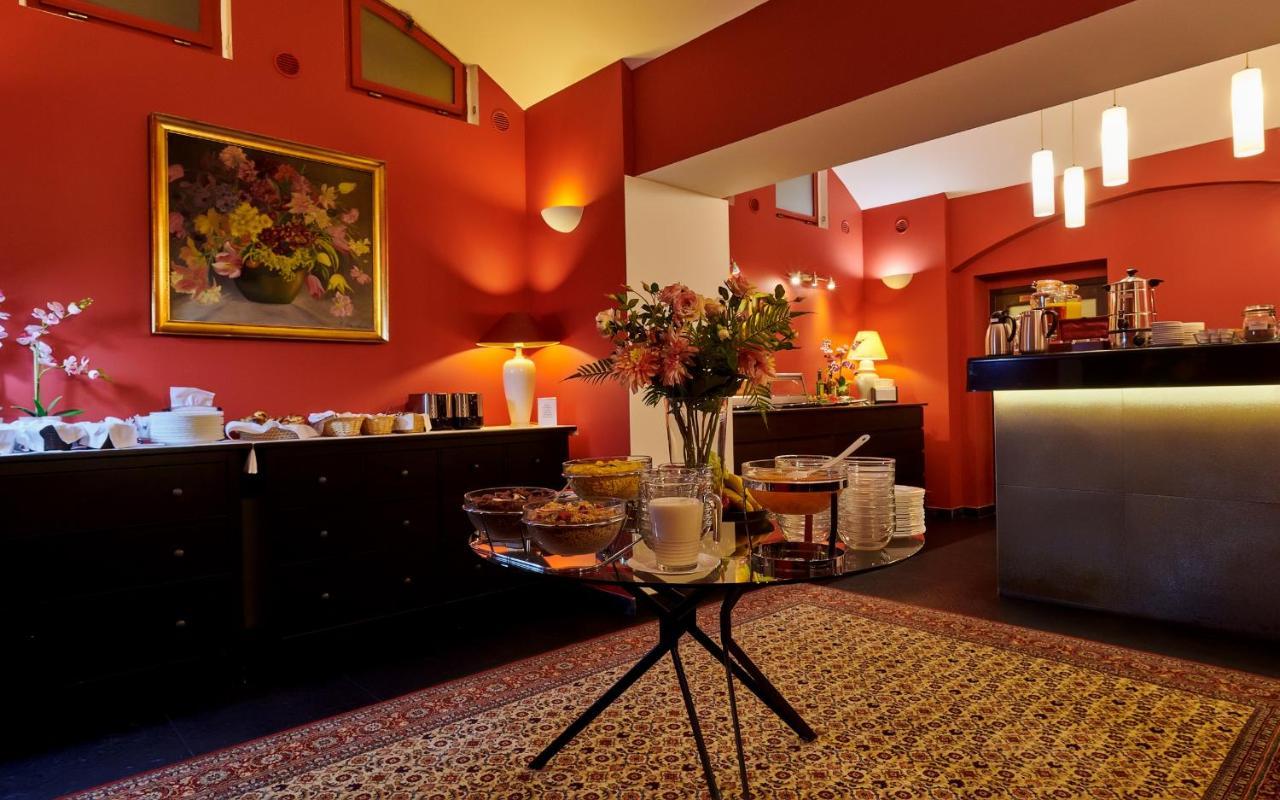 La Boutique Hotel ปราก ภายนอก รูปภาพ
